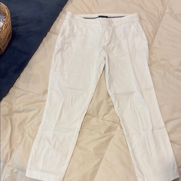 Tommy Hilfiger White Cropped Pants Classic Style - Picture 1 of 10